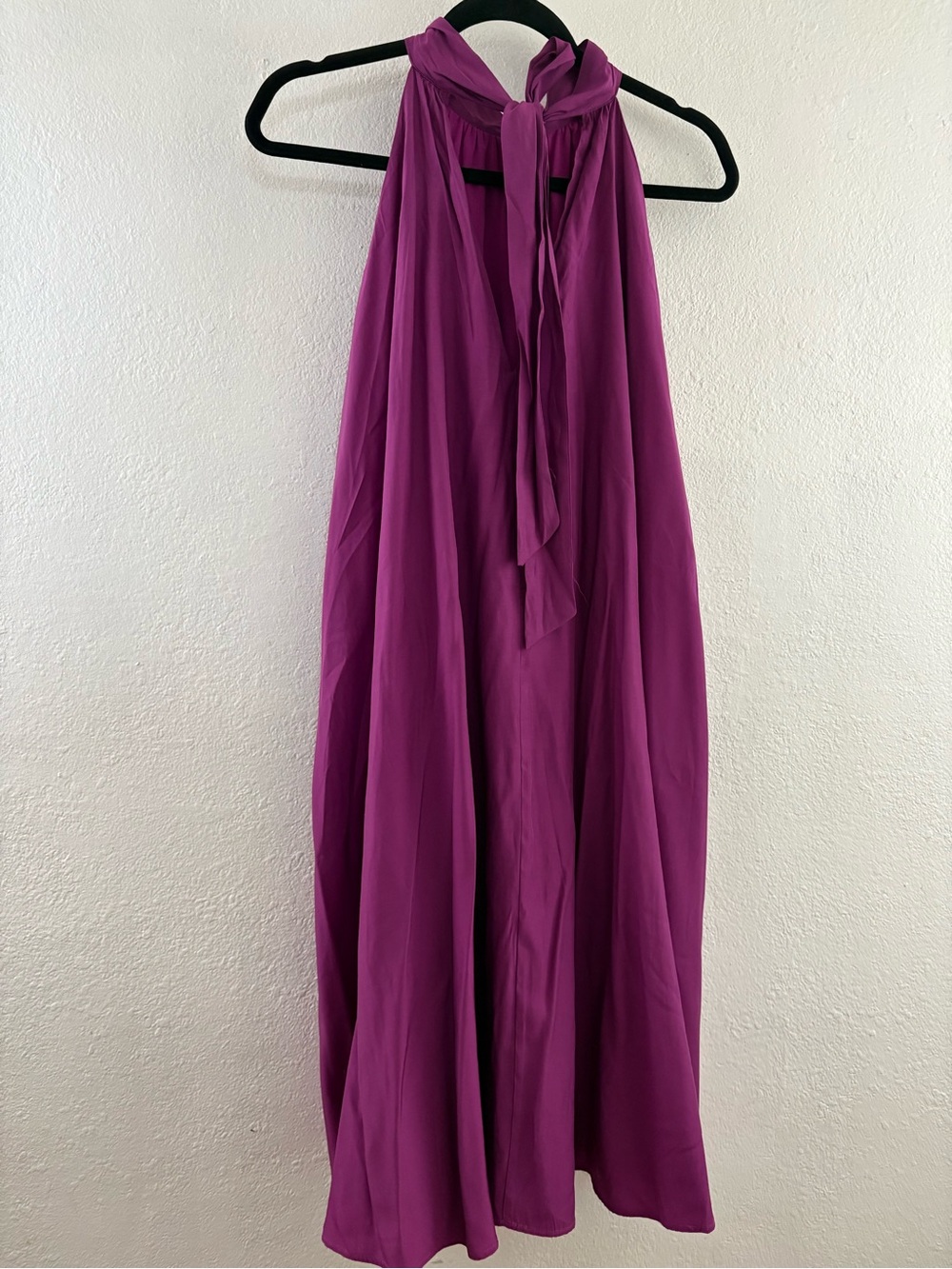 Aura vibrant magenta halter-neck swing style dress flowy drape self tie bow M